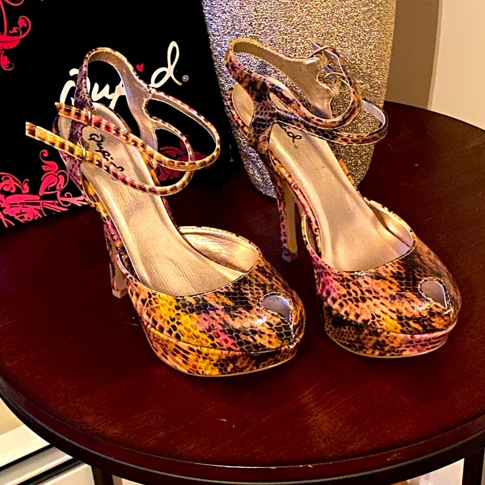 Qupid Platform Snake Print Heels